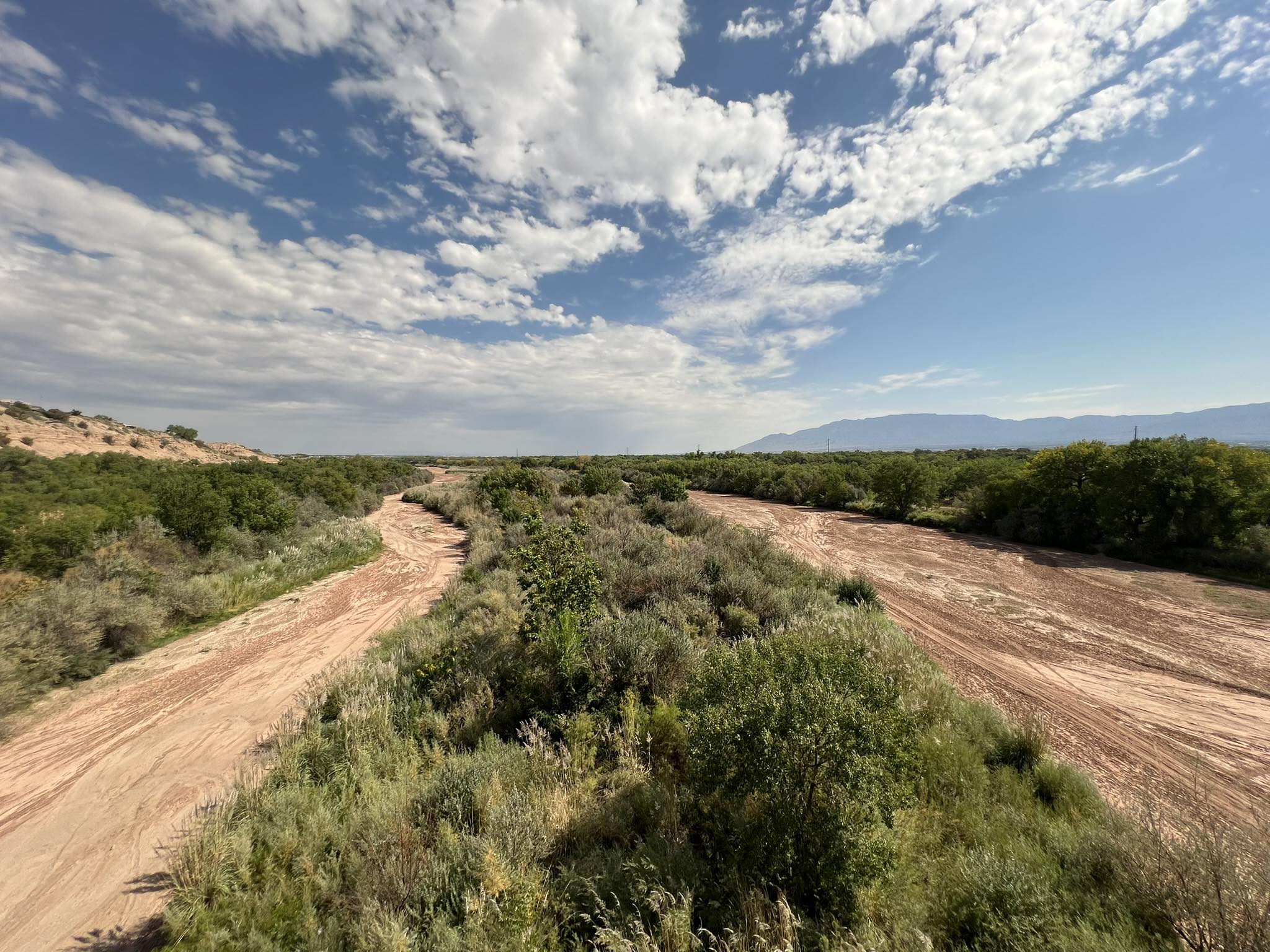 Rio Grande bike ride amid New Mexico drought