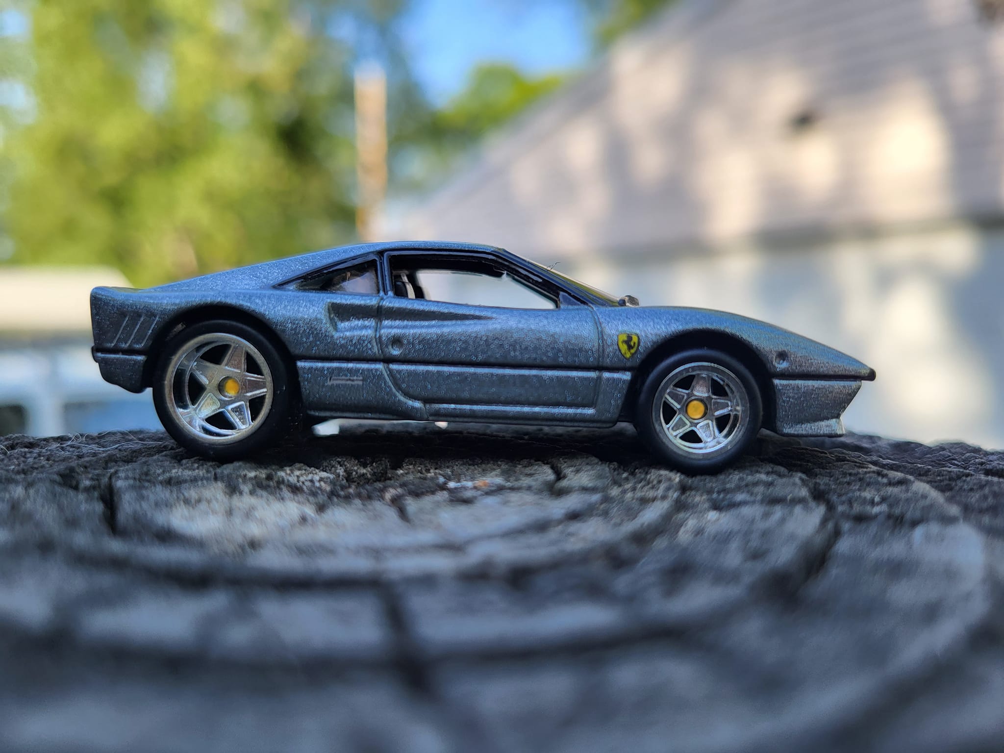 Hot Wheels Phil's Garage Ferrari 288 GTO | Hotwheels® Die-Cast