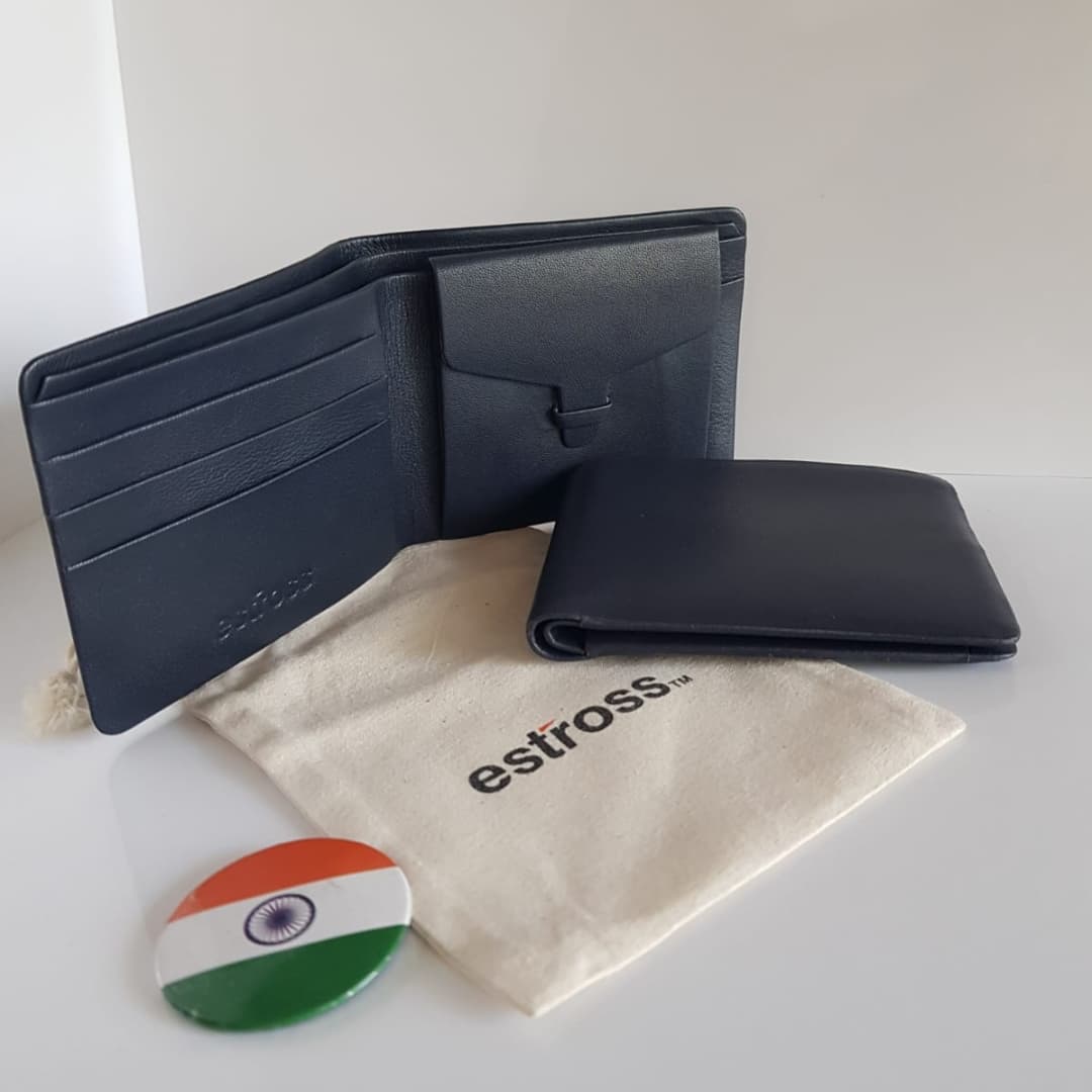 estross - estross Signature Edition: A unique stitchless...