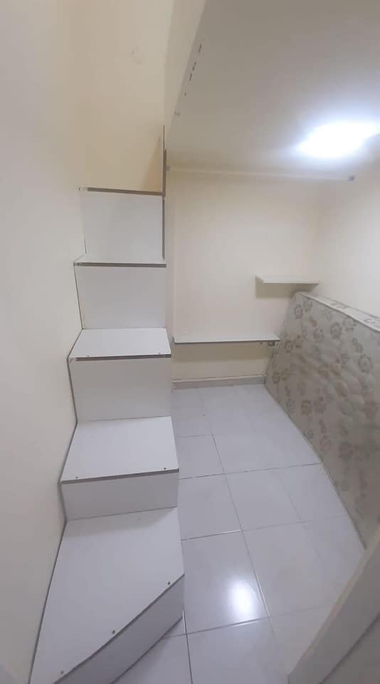 Rigga/Muraqqabad- Partition for Rent