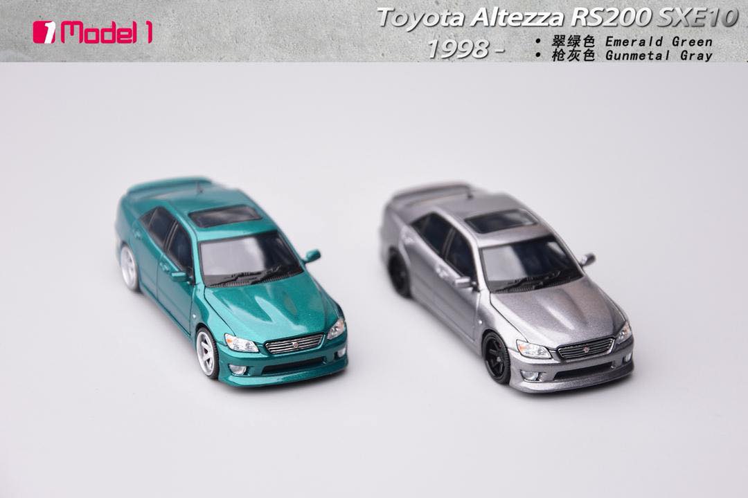 Pre-order ^^ Model One 1/64 Toyota Altezza RS200 SXE10 Version
