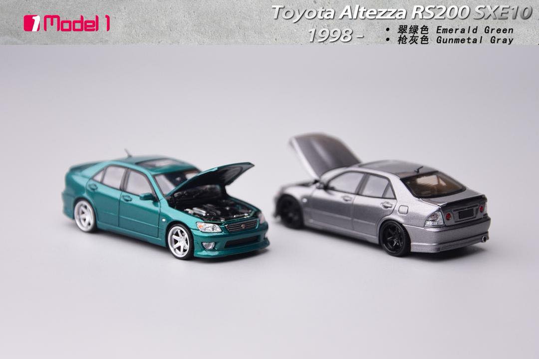 Pre-order ^^ Model One 1/64 Toyota Altezza RS200 SXE10 Version