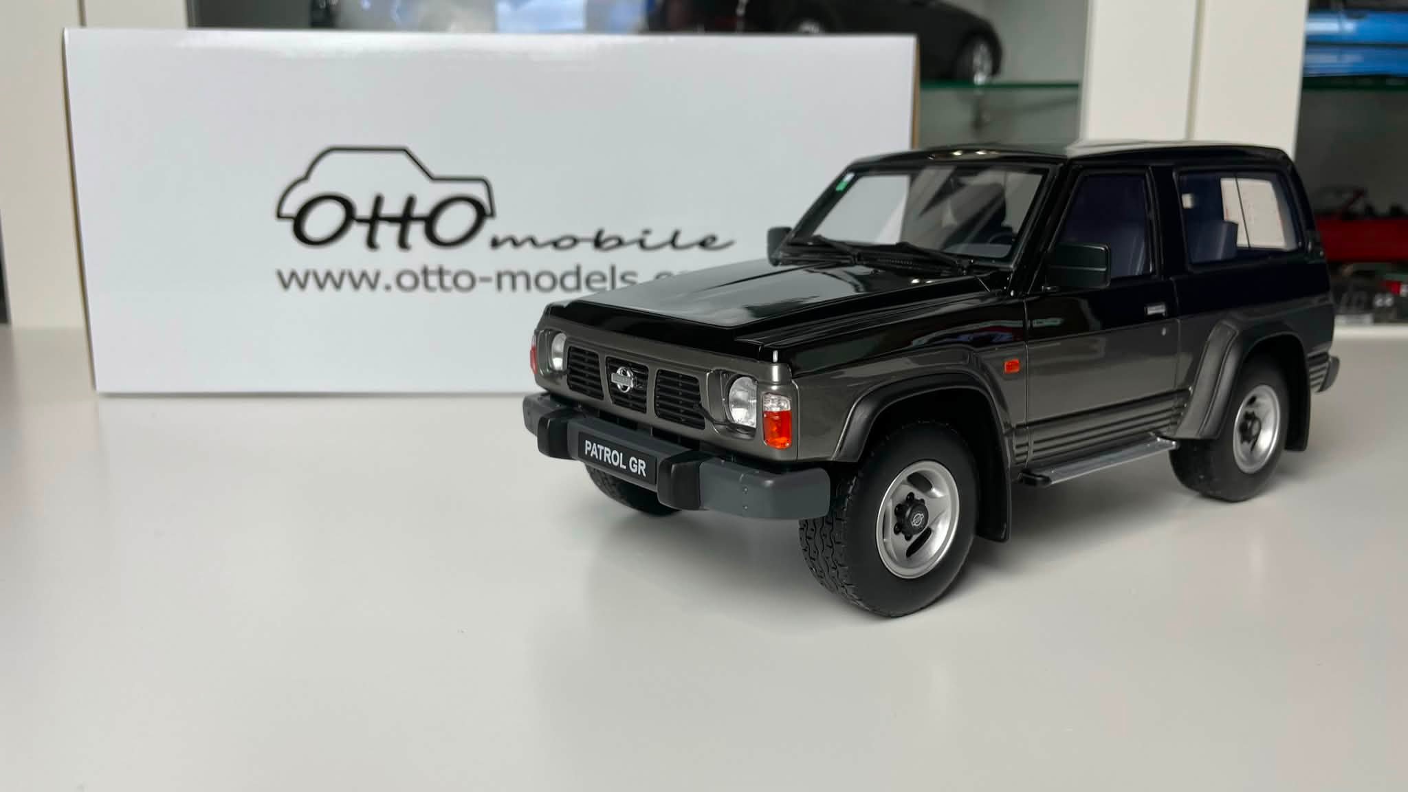 Nissan Patrol GR by Otto 1:18