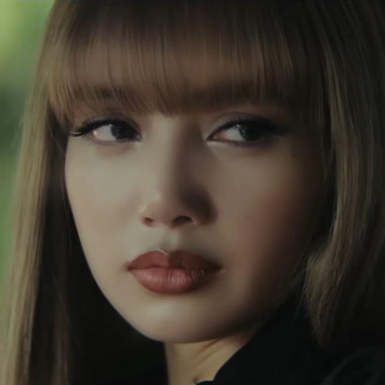 LISA via 🫧 08/14/25 Lisa: Y/N, are you okay? I'm not okay… I'm
