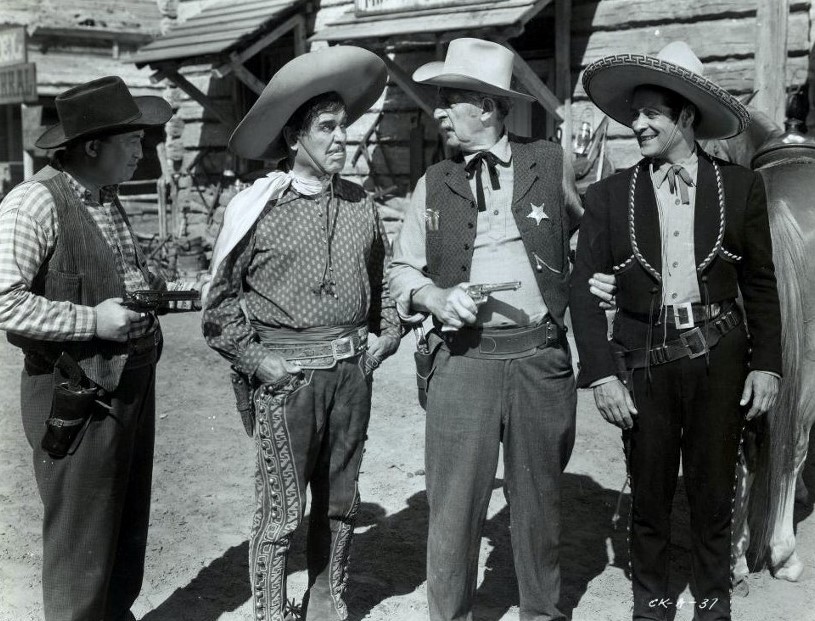 Old - What a great, outstanding, super TV western this was!!! Cisco and ...