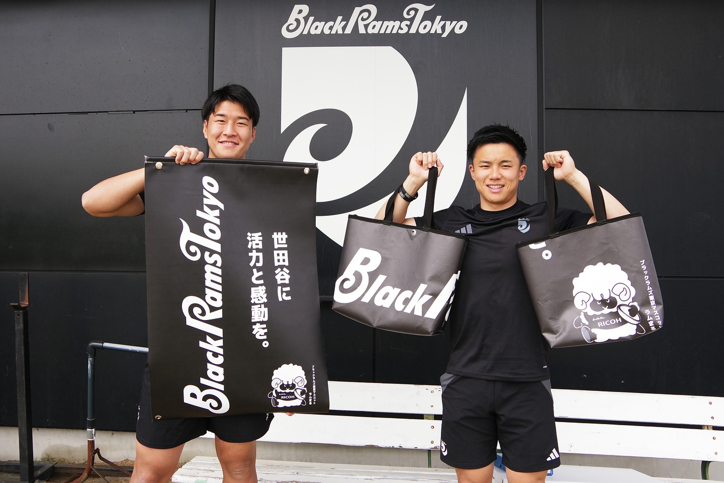 🏙️世田谷区 🤝🏻 BlackRams Tokyo🐏 街の応援フラッグが世界にひとつ