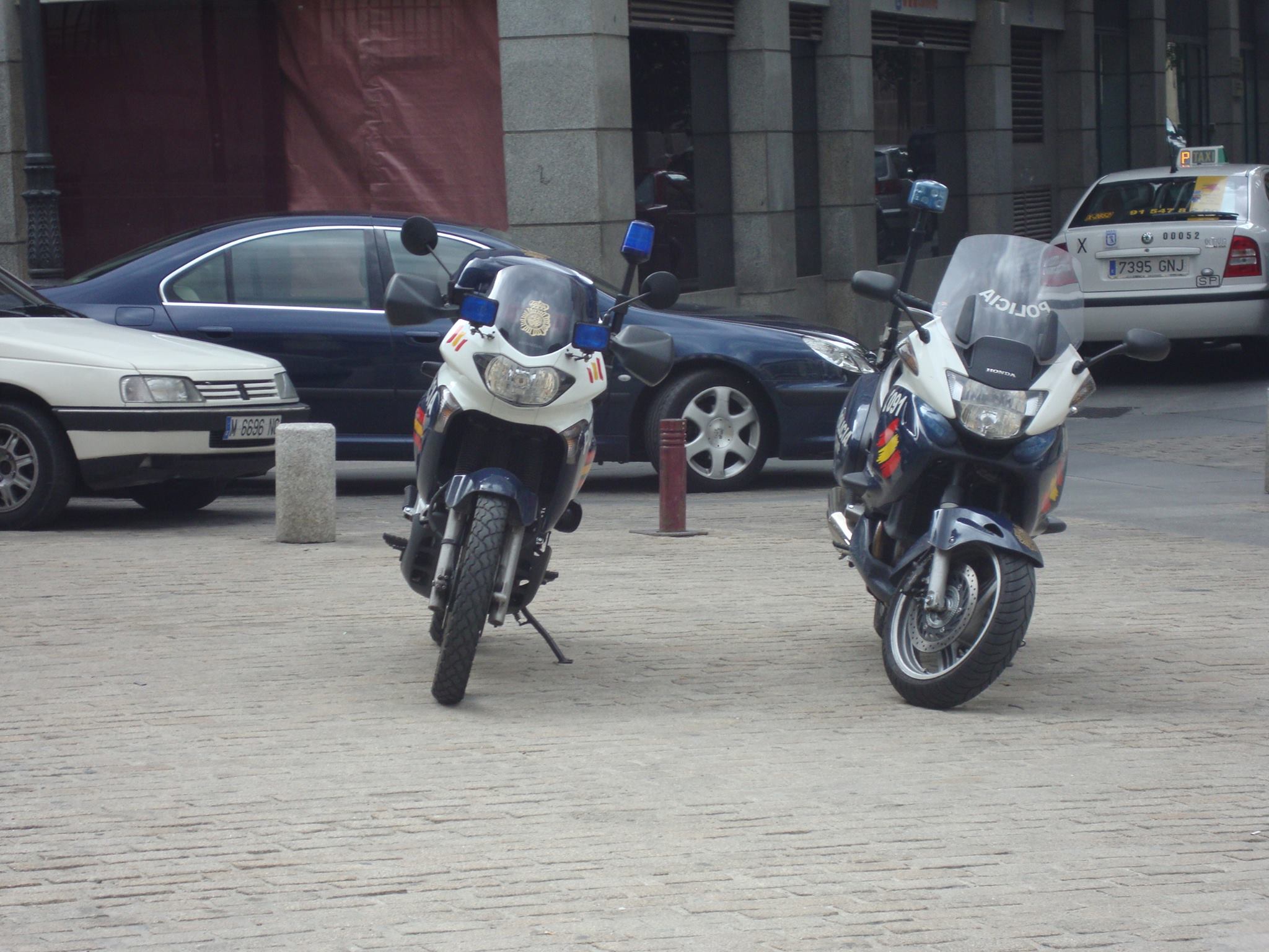 Nice bikes of our Spanish brothers! National Police Corps (Cuerpo