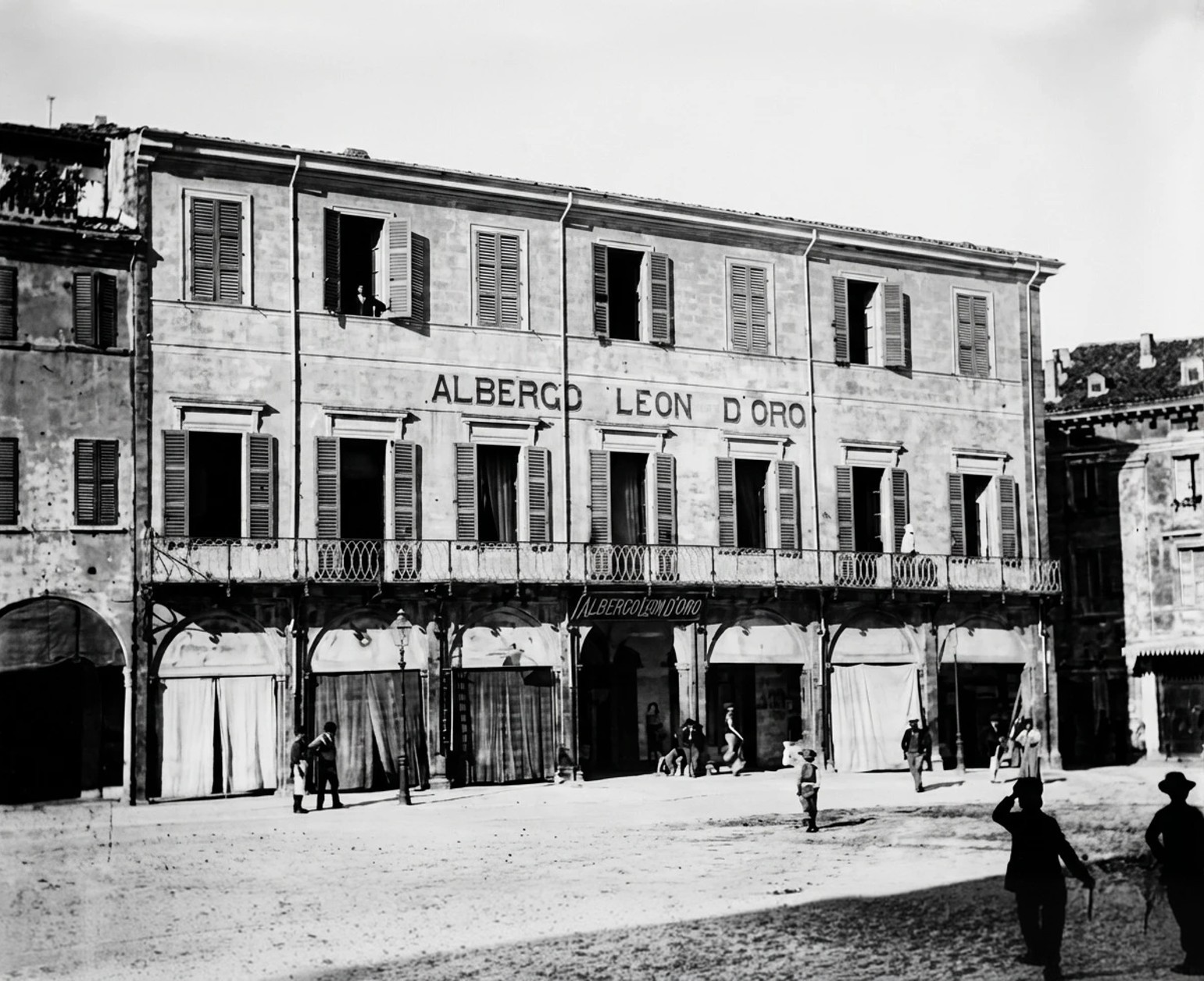 cesena-in-questa-foto-l-albergo-l-eon-d-oro-appena-restaurato-nel