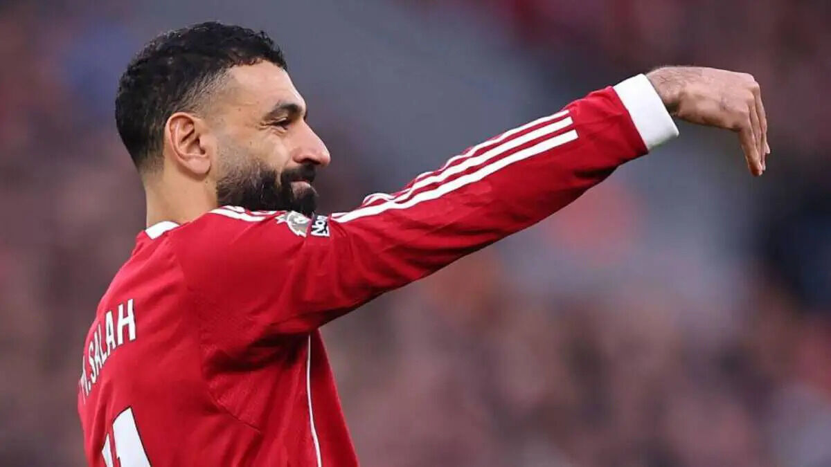 فوت - نجم ليفربول يُصبح محور النكات على الهواء مباشرة خلال خسارة أنفيلد ...
