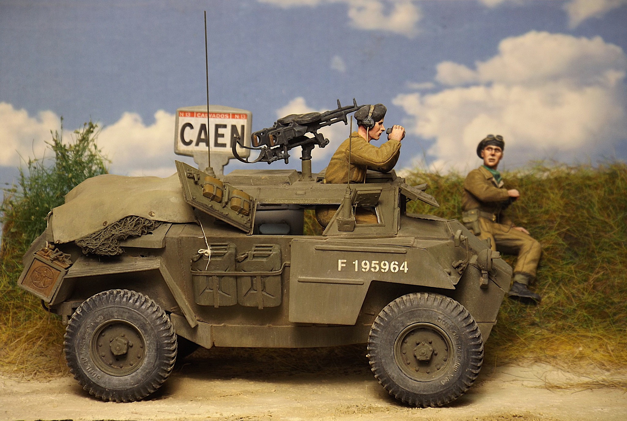 British Humber Armored Car Mk.IV, 1/35, Bronco