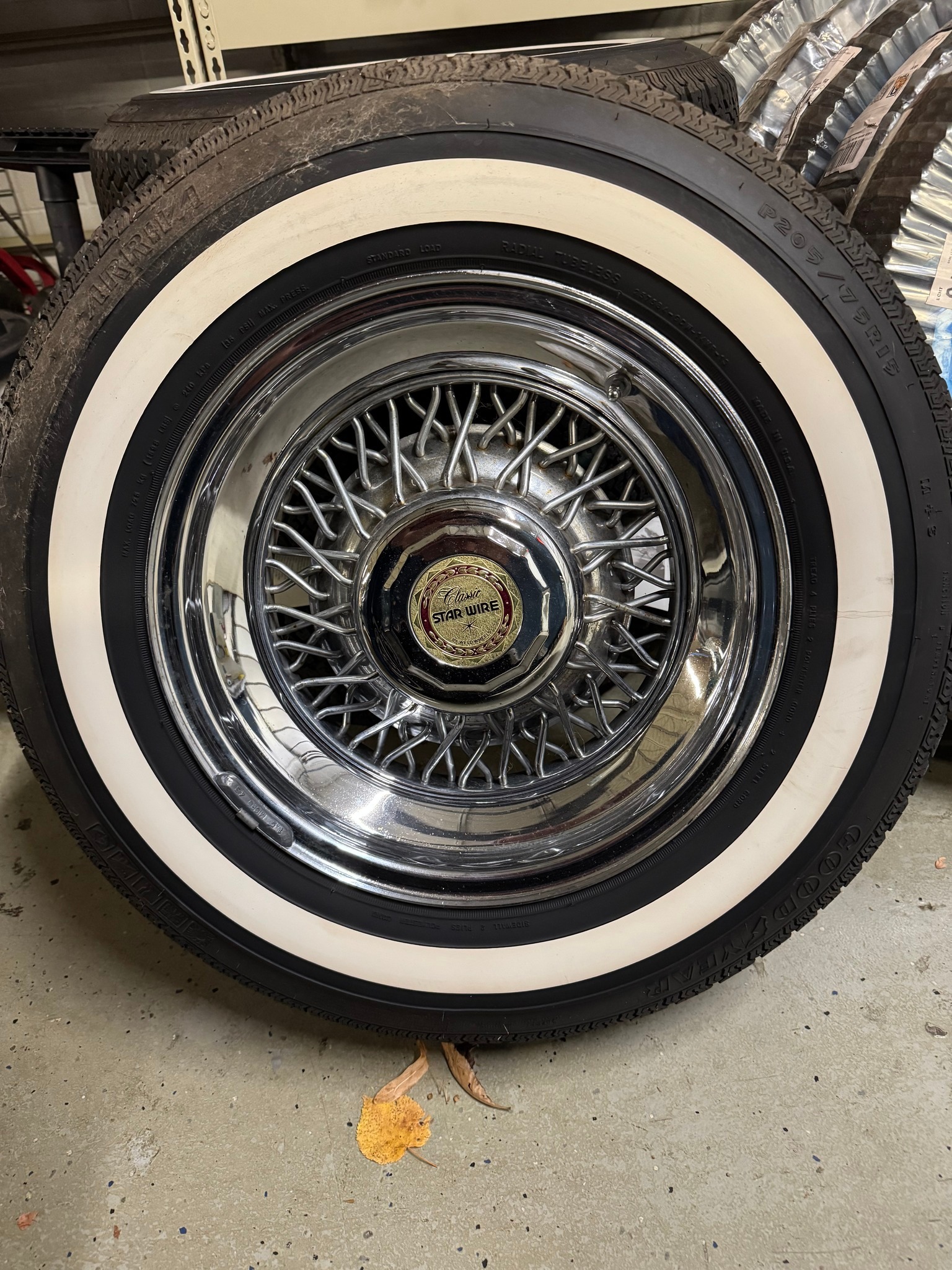 Weld Wheels: Classic Star Wire Wheels and Tires - Set 4 - Car Wheels ...
