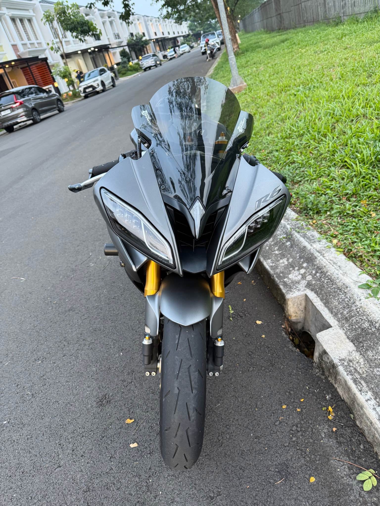 Yamaha R6 2018 Grey Matte VERY LOW KM (rare) - Motorcycles & Scooters ...