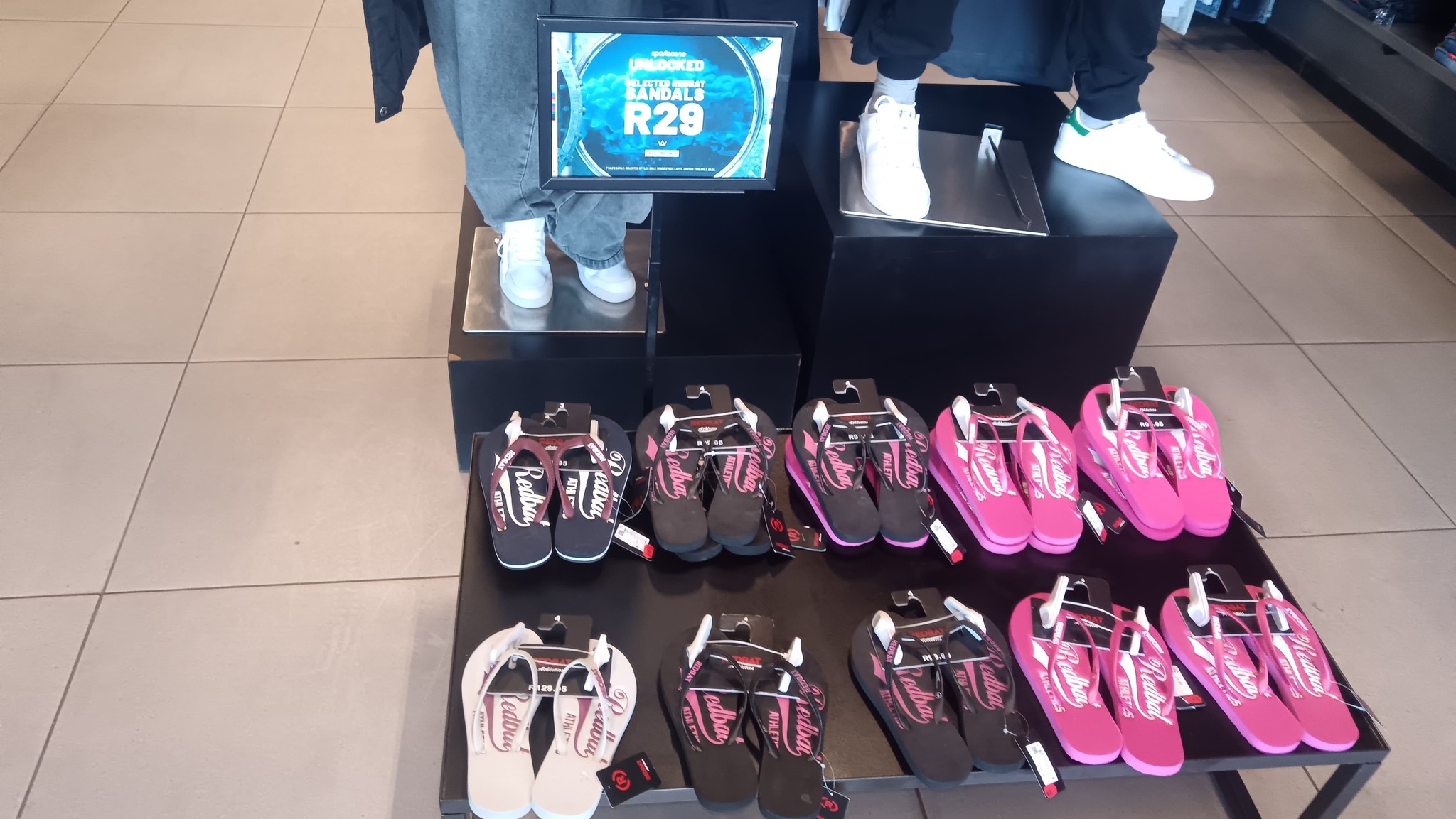 hubyeni-shopping-centre-elim