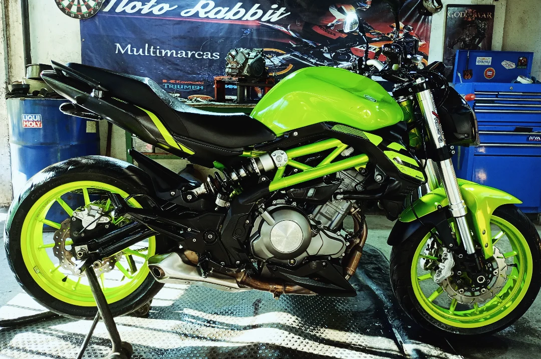 Moto Rabbit | Santiago