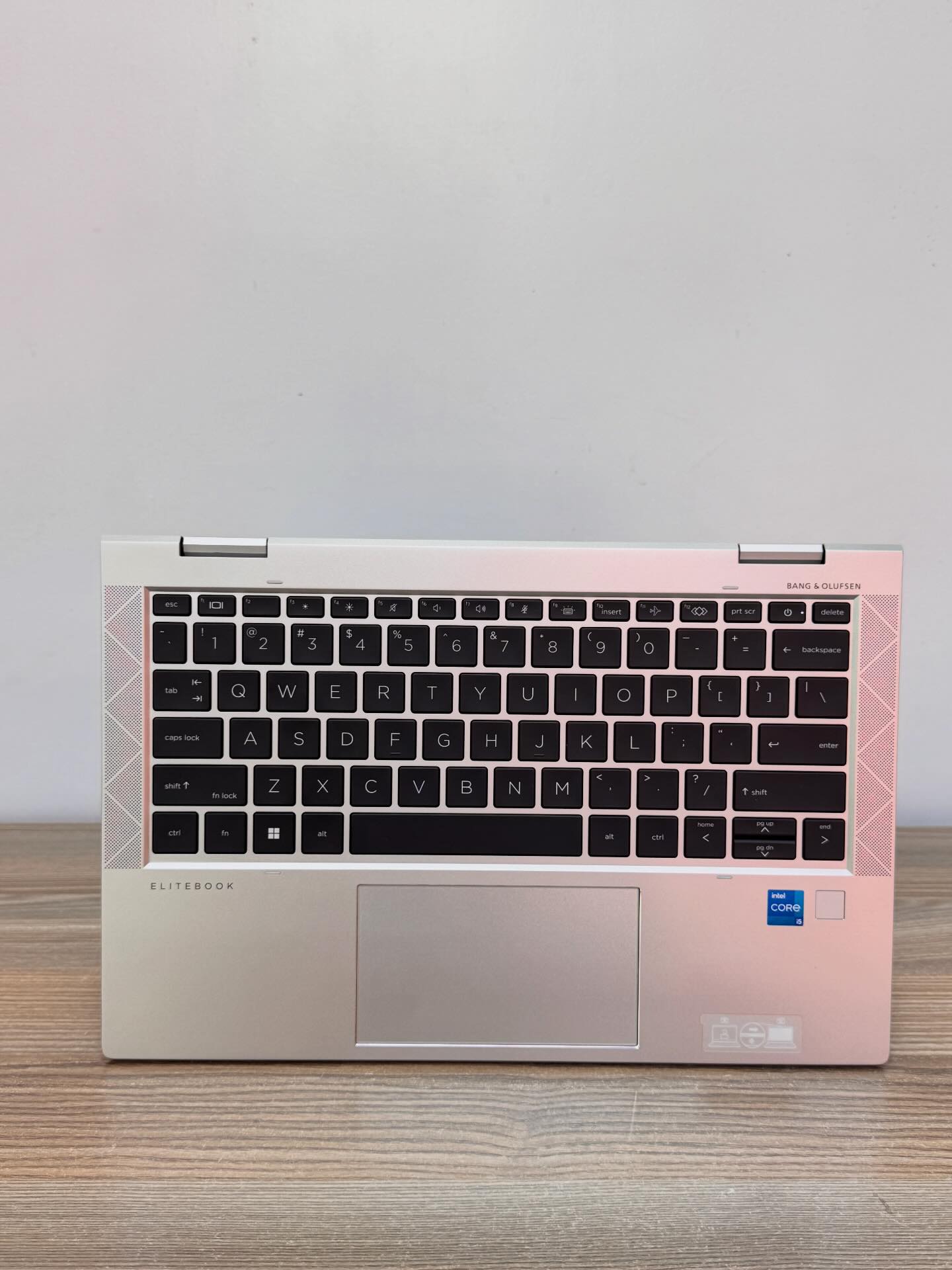 HP EliteBook x360 830 G8 ? Processor: 11th Gen Intel Core i5 