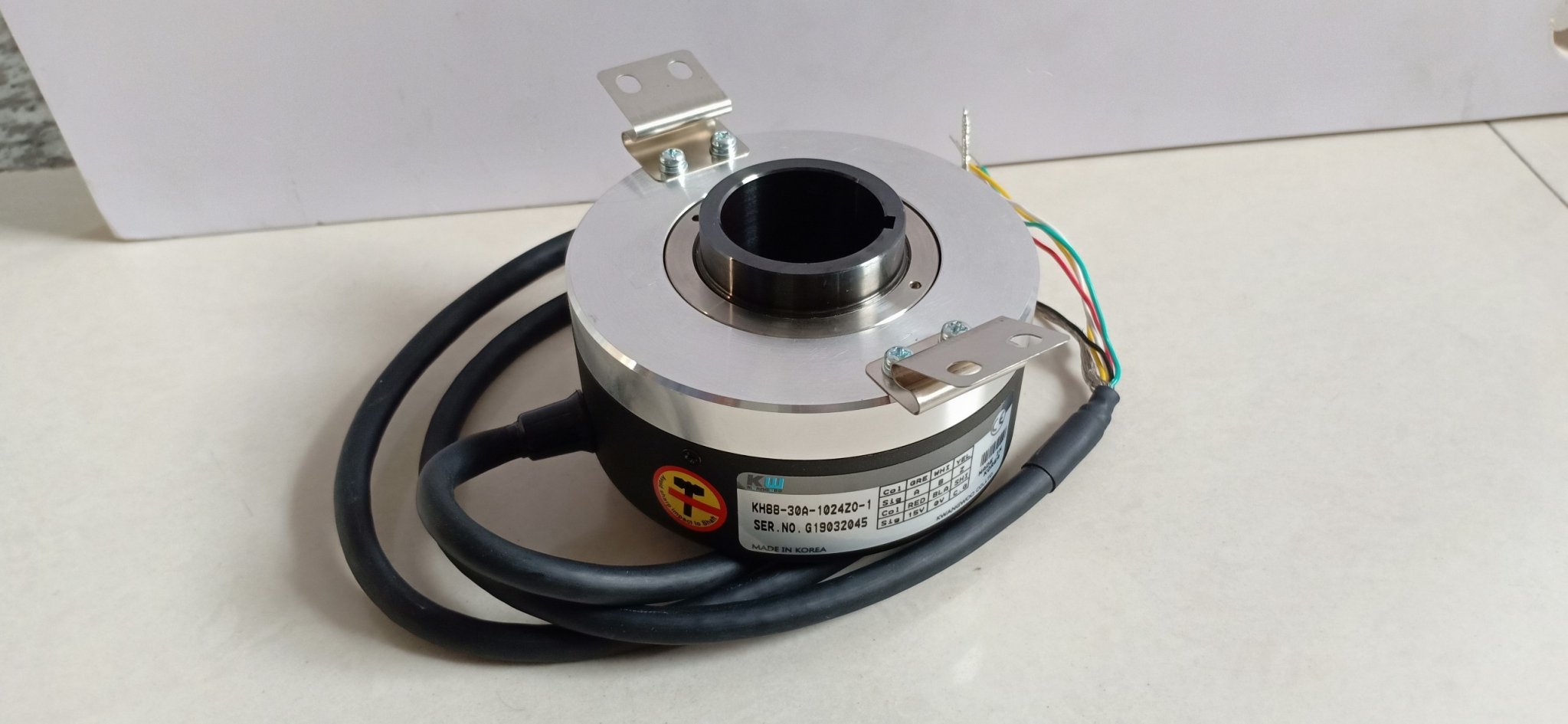 Encoder giá tốt - ENCODER TRỤC 30 âm Mã hàng:...