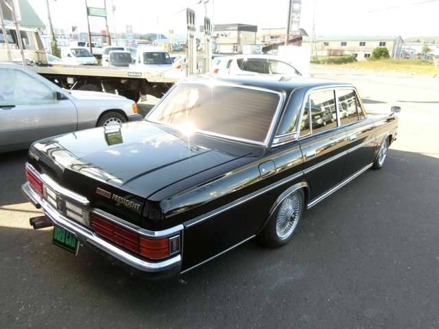 B&H SOVEREIGN レア！ 1986 Nissan President Sovereign V8E VIP. This is a second