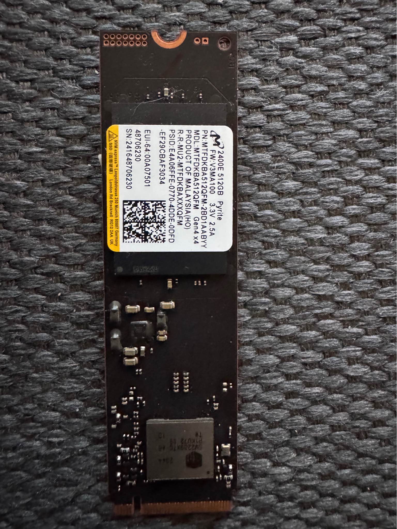 DDR5 RAM 16GB, DDR4 RAM 8GB, NVMe SSD 512GB. - Measuring Tools ...