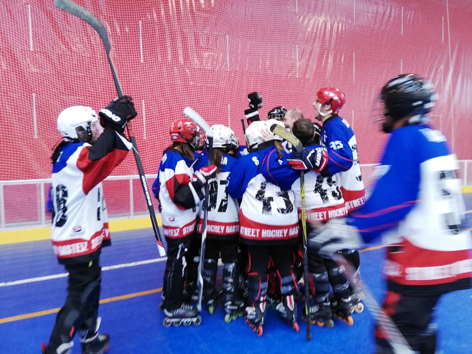 gran-debut-de-nuestros-novatos-o-street-hockey-gasteiz