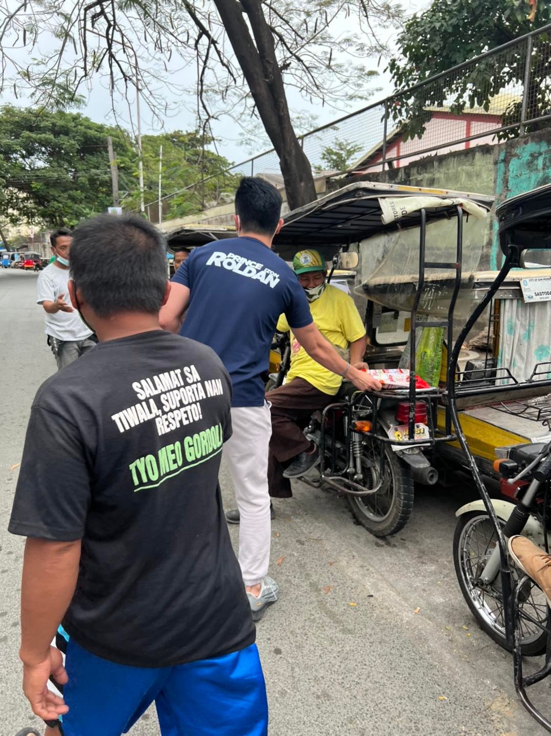 Sorpresang Sugod Barangay sa mga TODA... - Prince Izon Roldan