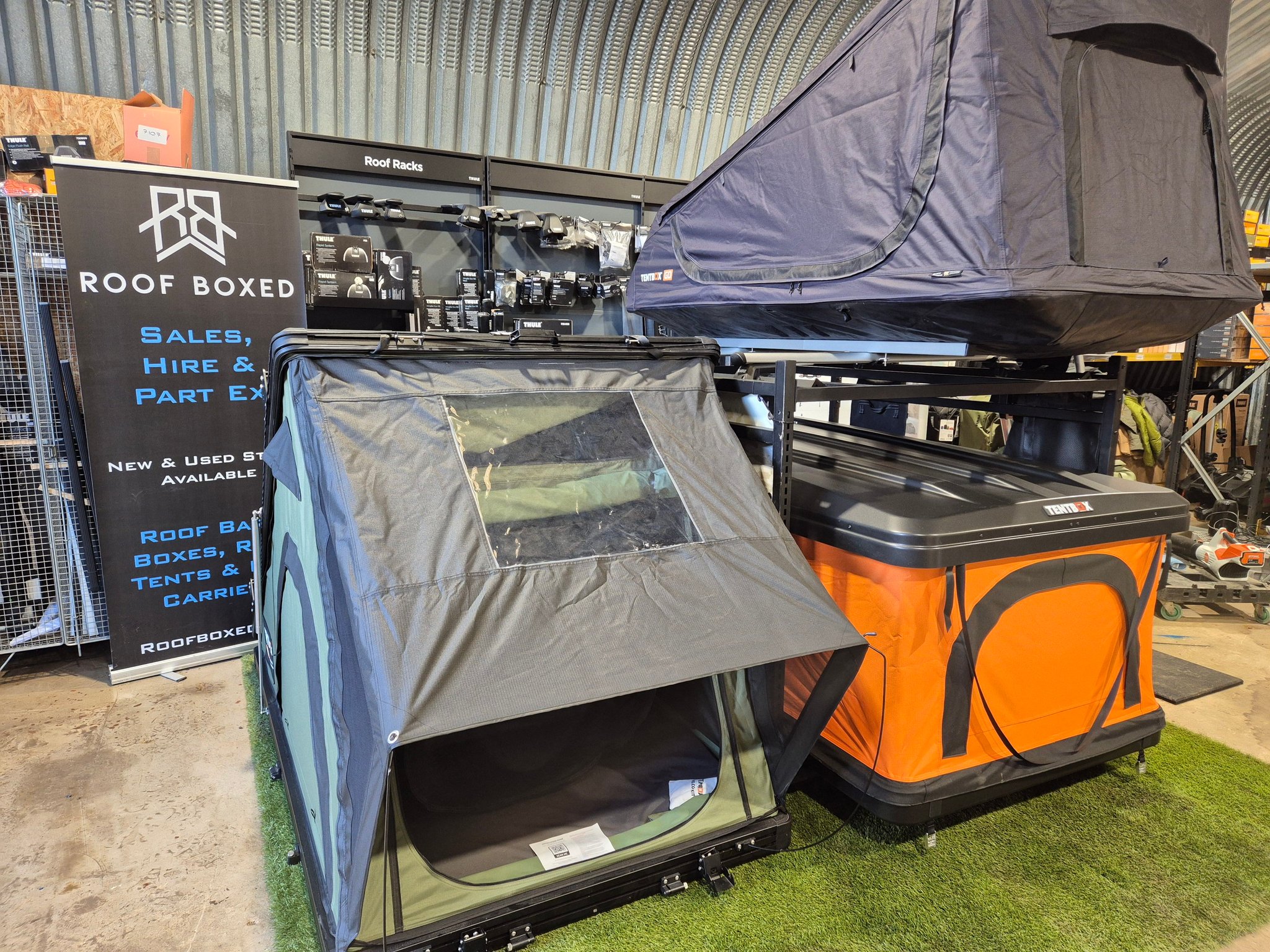 mfh tarp Extreme Multi-Purpose Tarp Approx. 300 x 300 cm (Flecktarn) Metal Gear Solid Delta framecolor1_Clear rain protection post | position + type:left • with wall bottom holder