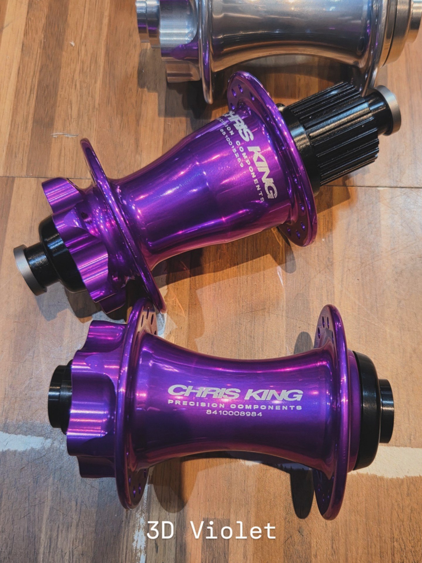 Raven - Chris King Boost Hubs 3D Violet 148x12 Rear/110x15 Front 6