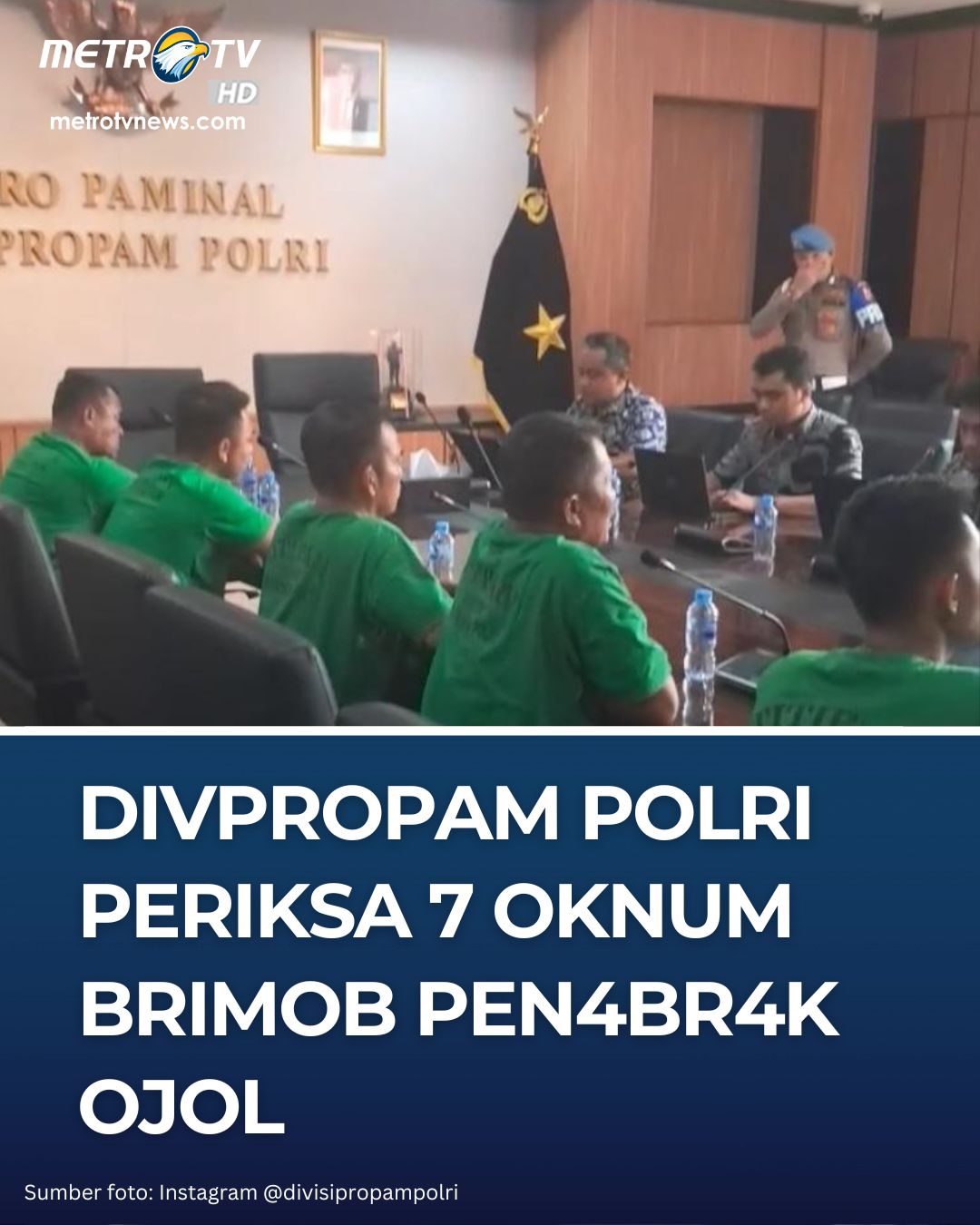 Metro - Tujuh oknum Brimob Polda Metro Jaya yang berada dalam kendaraan ...