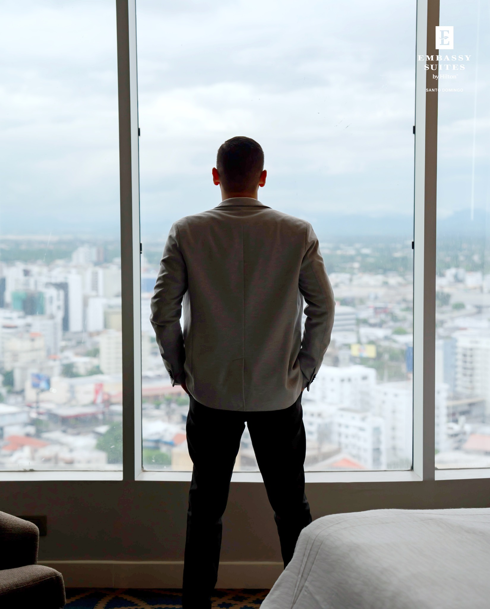 Embassy - Elegancia, comodidad y vistas escénicas de la ciudad de Santo ...