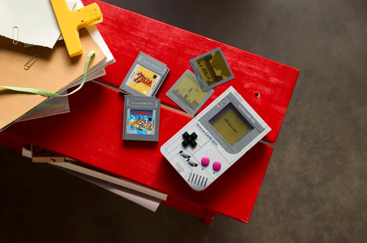LEGO x Nintendo Game Boy replica set is available for pre-orders