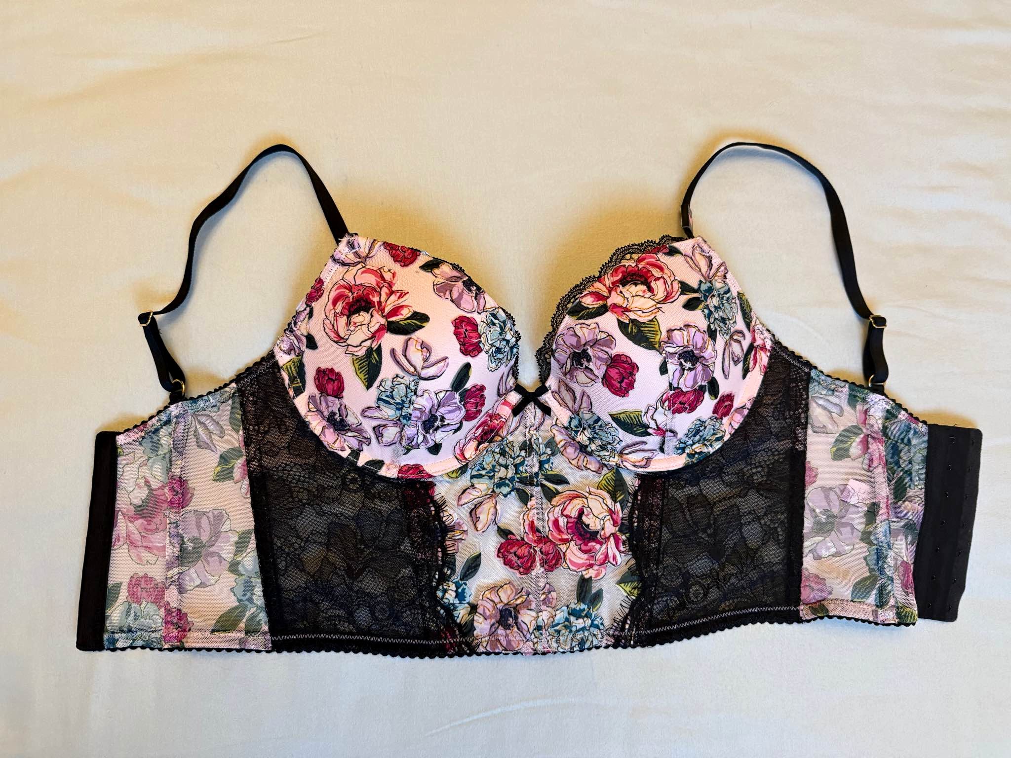 Victoria’s Secret corset style bra top 32D - Bras - Beaverton, Oregon ...