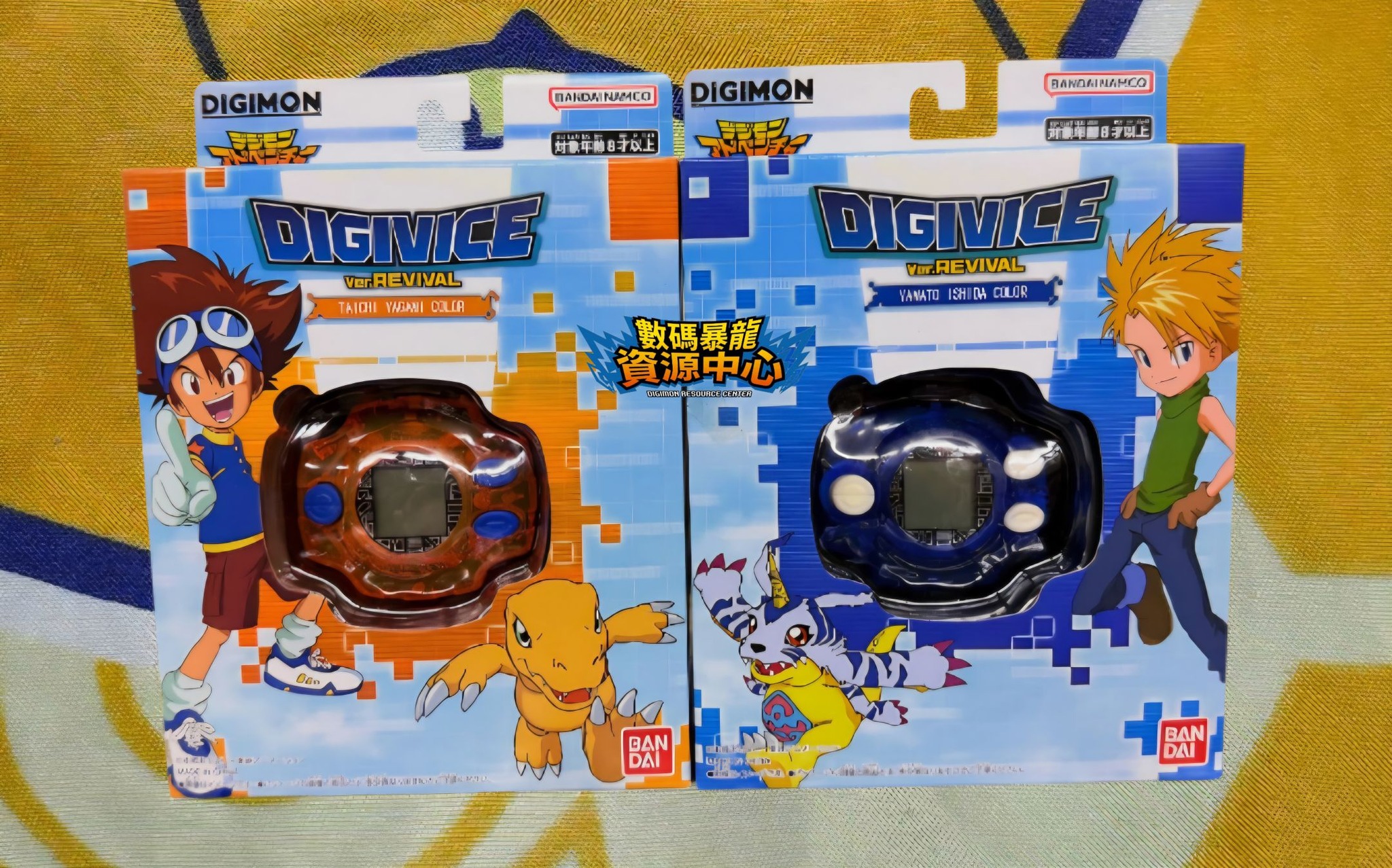 數碼簡報「DIGIVICE Ver.REVIVAL 八神太一色/石田大和色」已經開始發售