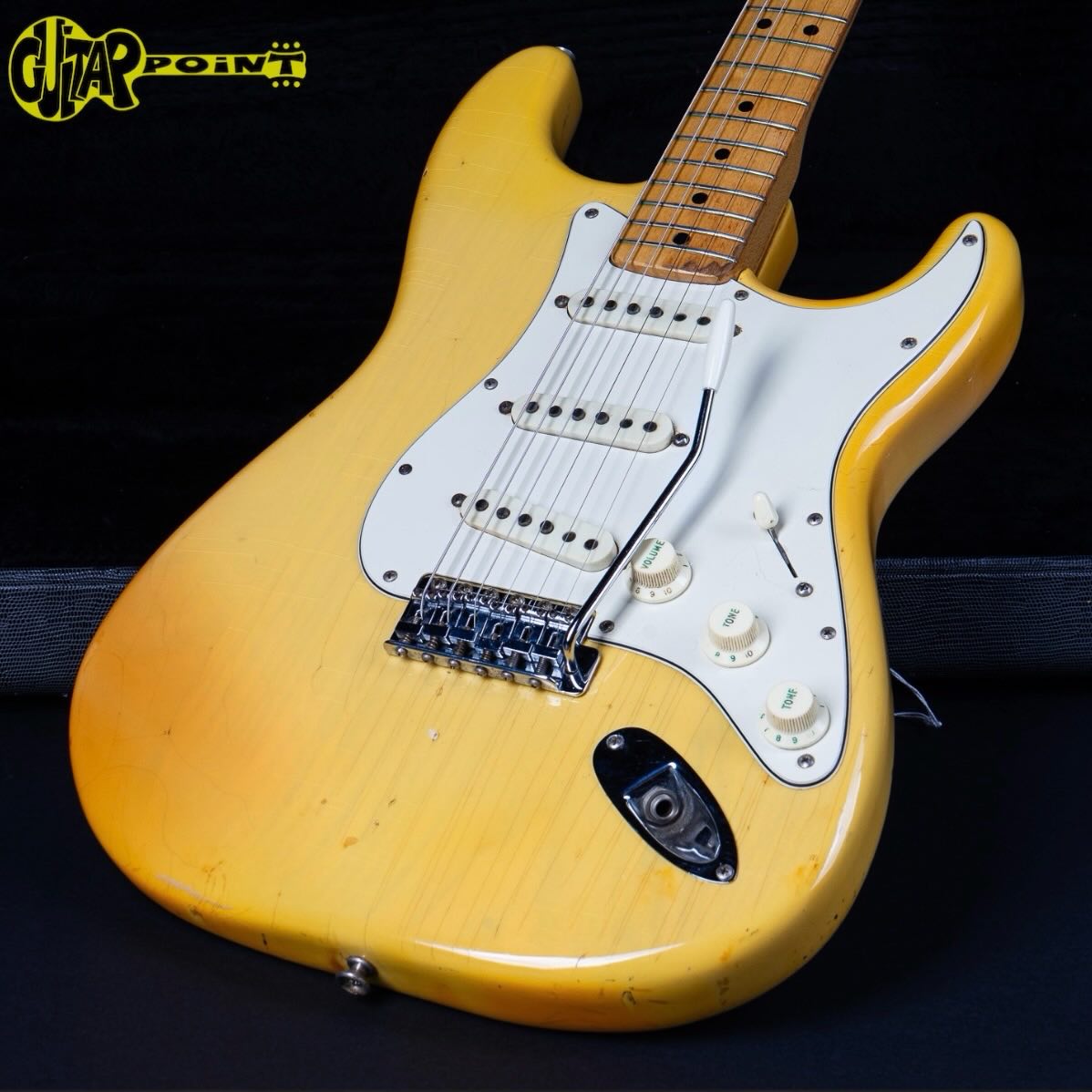 Nice 1974 Fender Stratocaster in Blond finish with ash body