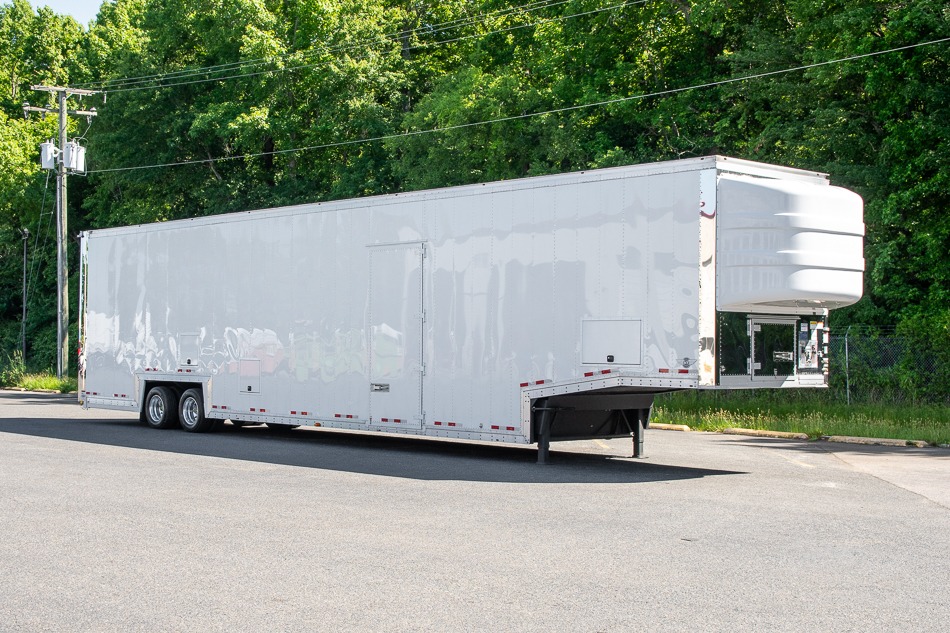 2026 White Kentucky XL-12 - Stock#14598N Kentucky XL 12 Enclosed