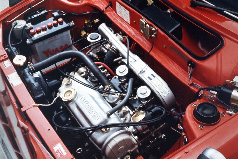 HONDA ホンダ　シビック　civic SB-1 用　ツインキャブレター Honda CIVIC｜ホンダ シビック ツインキャブ搭載の1,2リッターSOHC直列