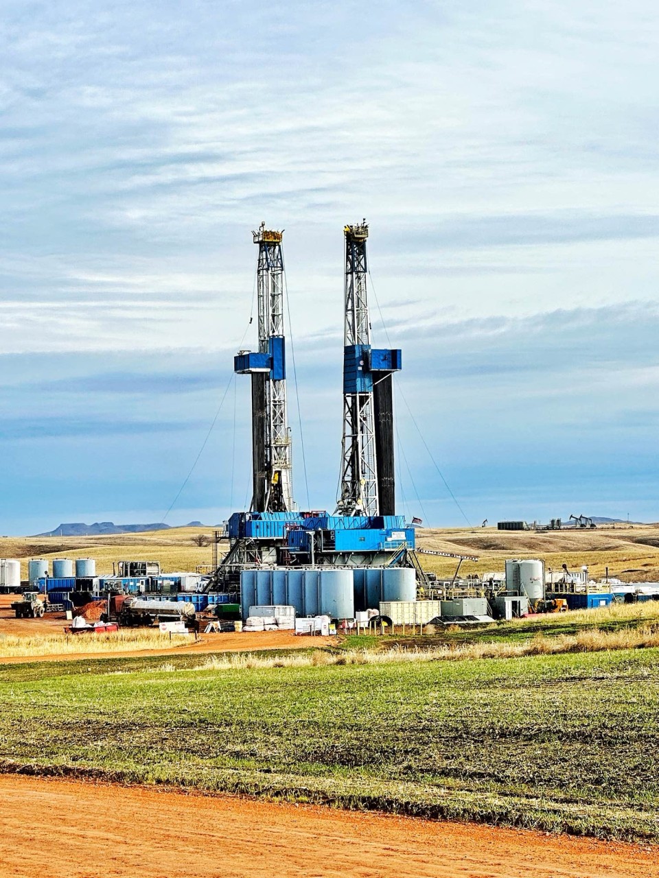 Nabors - Two rigs. One Pad. One Goal. B20 and X08 are delivering safe ...