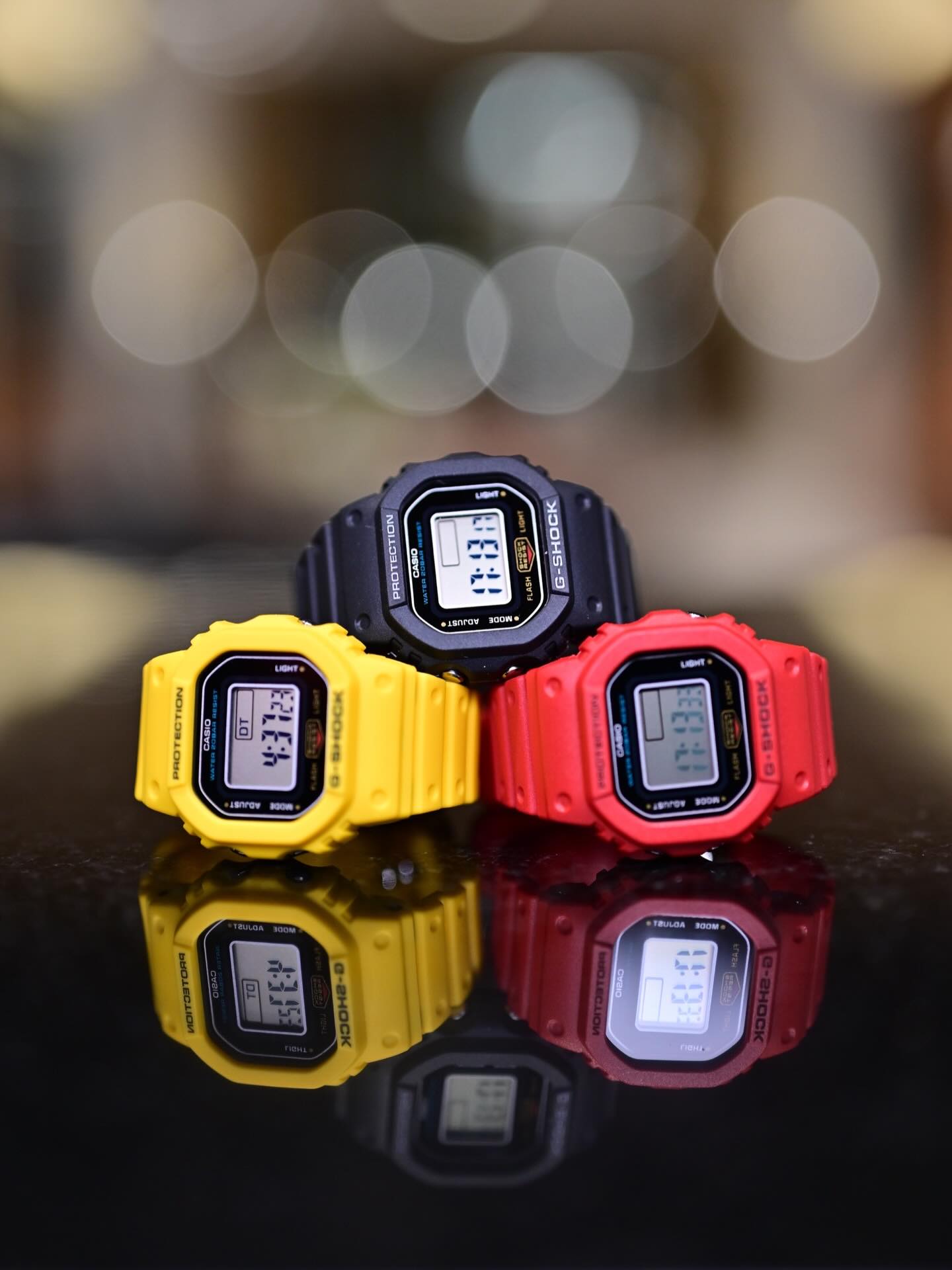 CASIO G-SHOCKnano DWN-5600-1JR(黒) DWN-5600-4JR(赤) DWN-5600-9JR 