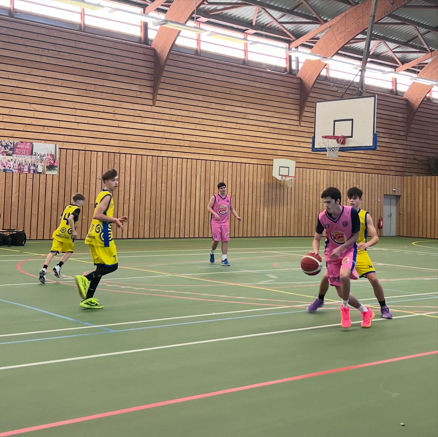 Saint Divy Sport Basket