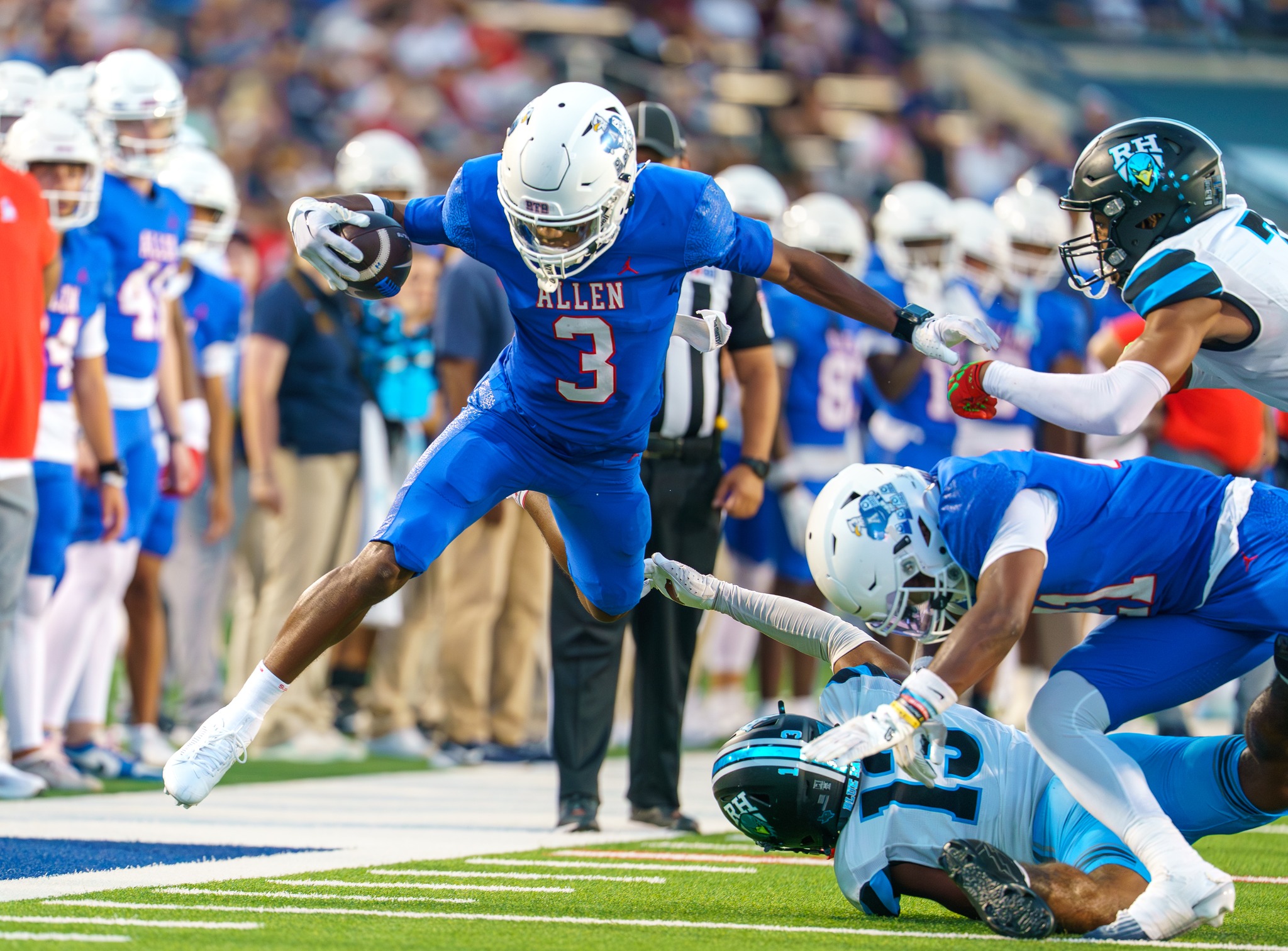 What telephoto lens for youth football photography with Sony A9?