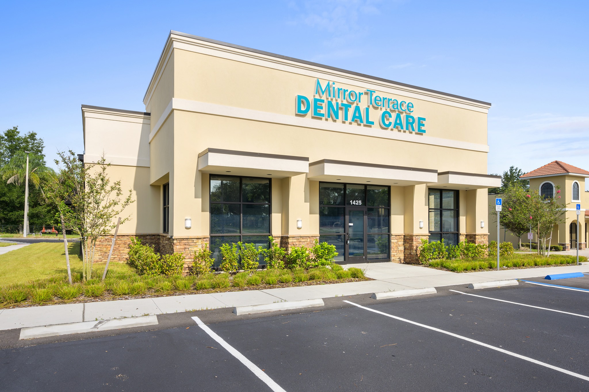 Mirror Terrace Dental Care Home