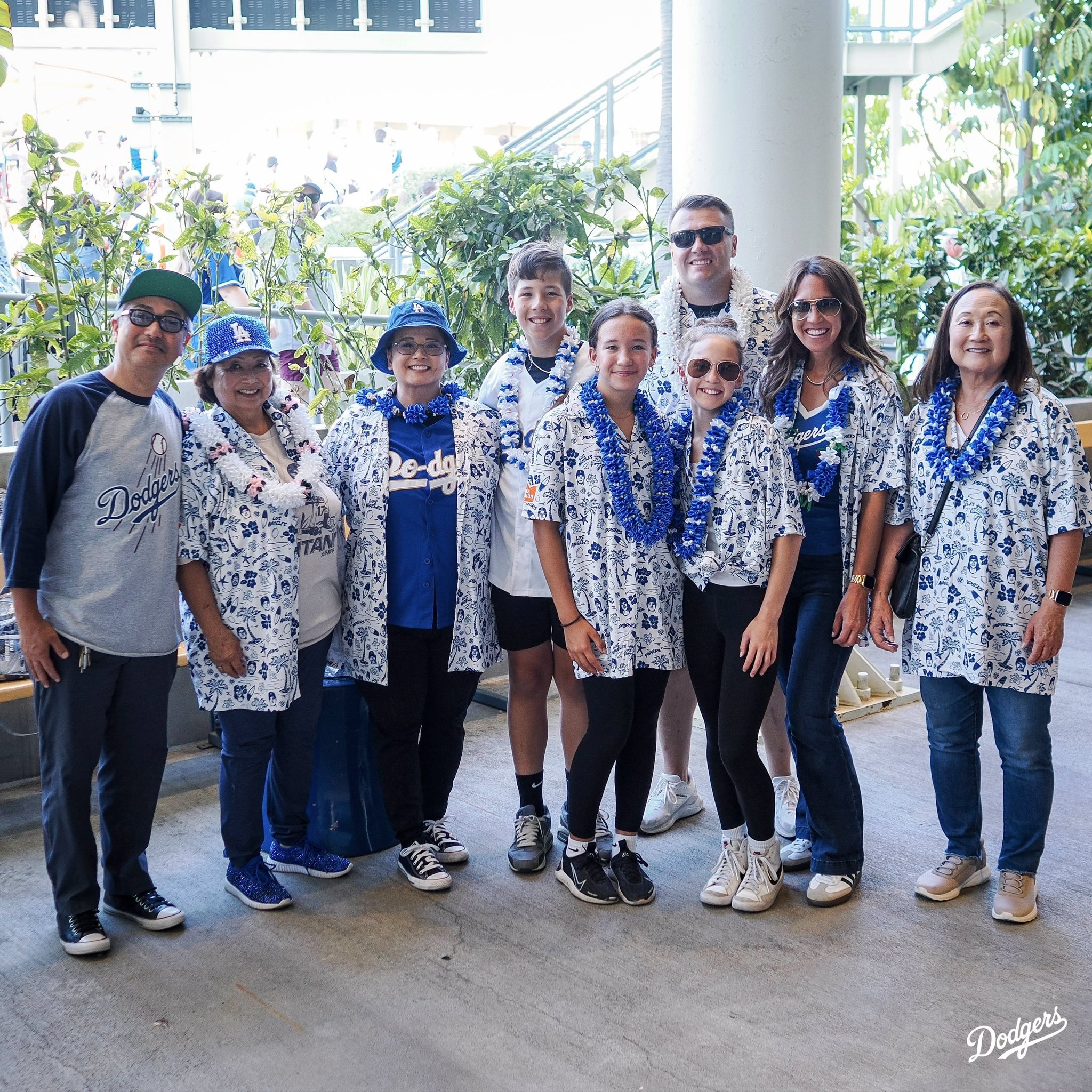 These threads. 🔥 Tonight's Hawaiian Shirt Night presented by