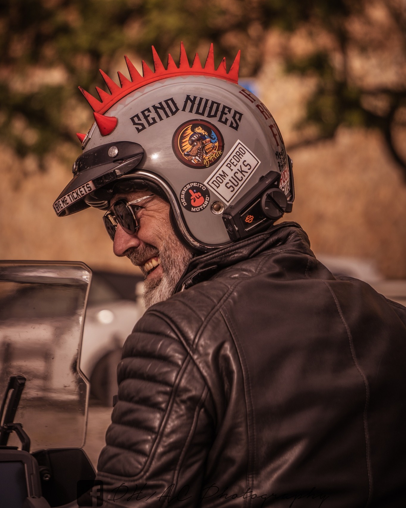 cheapest carbon fiber motorcycle helmet Martian Genuine Real Modular Flip up Full Face + Motorcycle Bluetooth Headset: HB-BMF-B10 Matt Carbon Black it is fitted with Anyone using Arai Ducati Equipment_Collections_Game Day Ready Battery:21ah (+300)