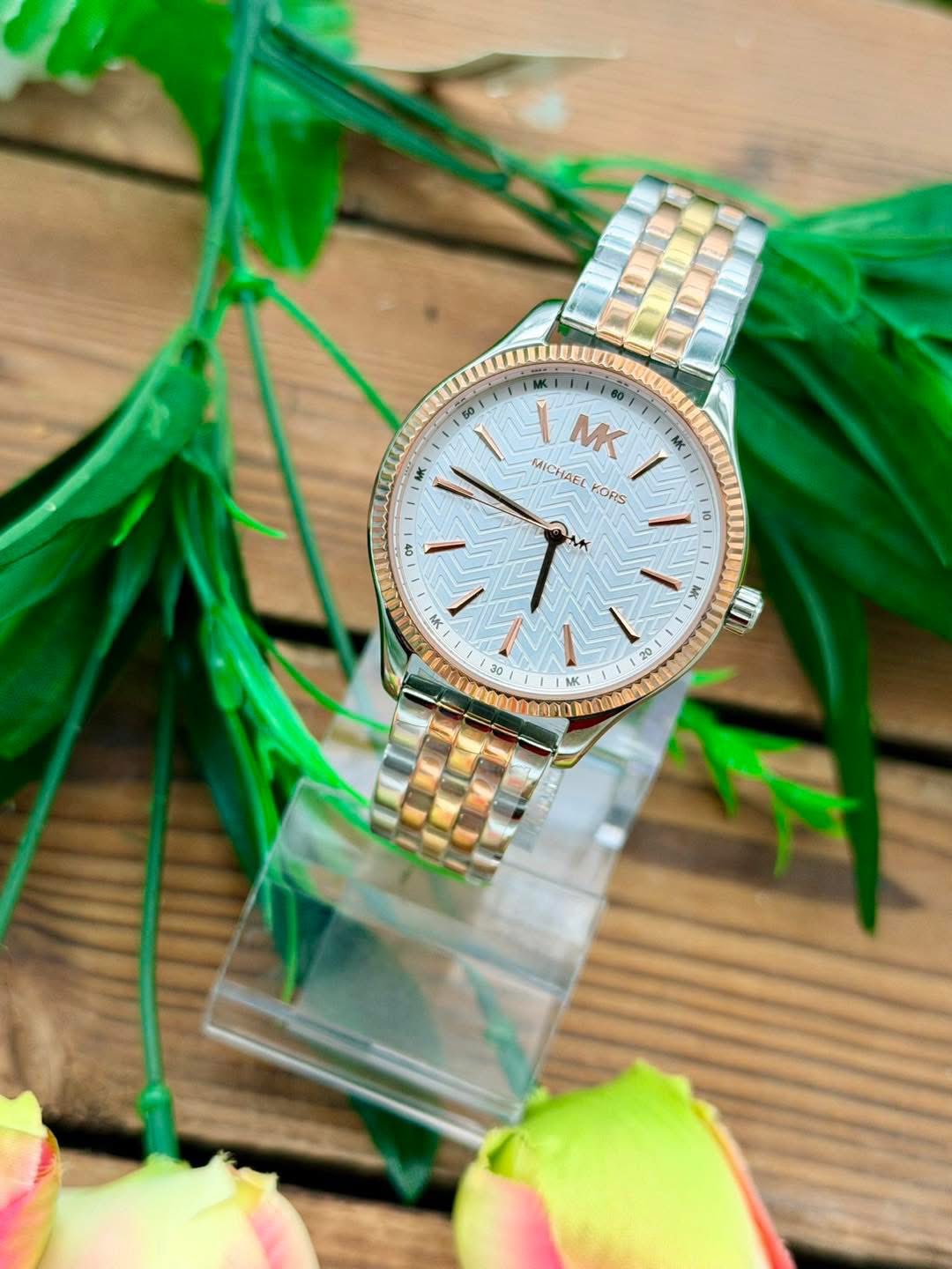 FAB's Gold Jewels and Watches | Carmen