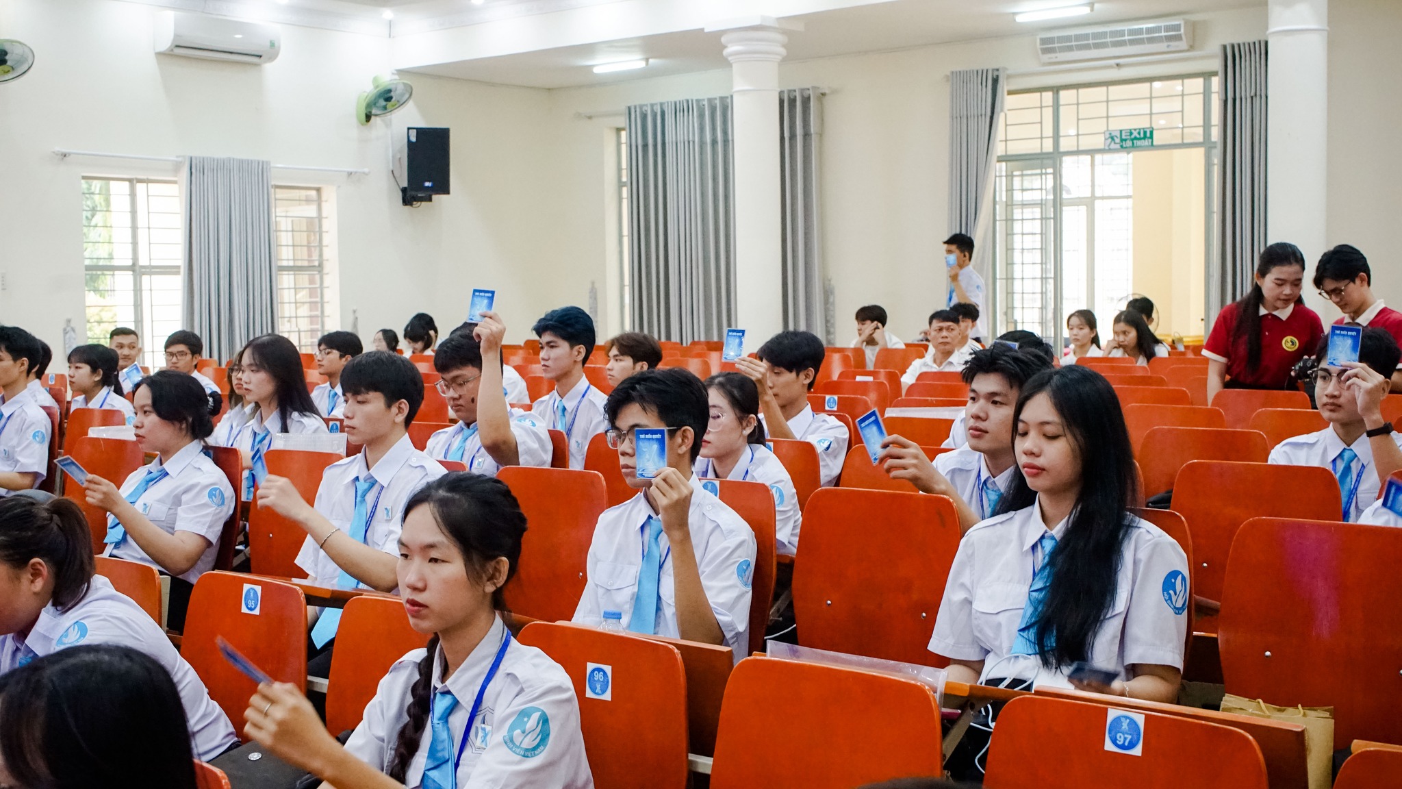 K... - Kỷ niệm GIAO THÔNG VẬN TẢI - PHÂN HIỆU TẠI TPHCM - UTC2