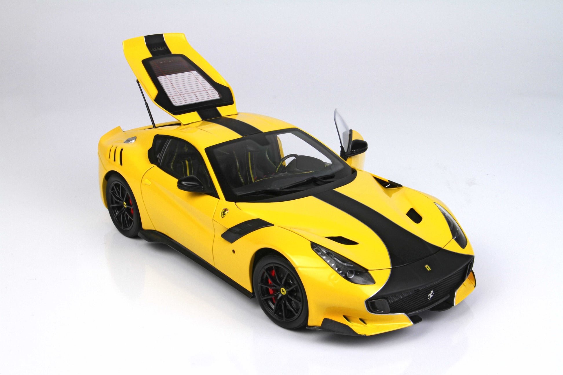 BBR182106B Ferrari F12 TDF new color Giallo Modena 1:18 die cast