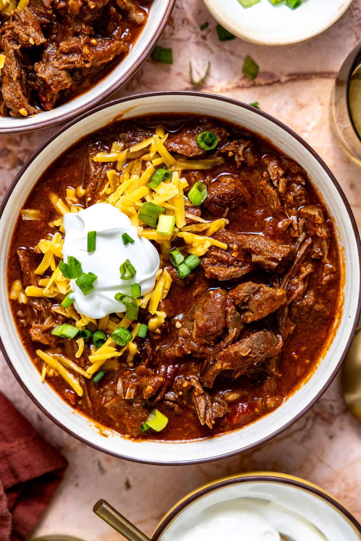 House of Yumm - This slow cooker chuck roast chili is... | Facebook