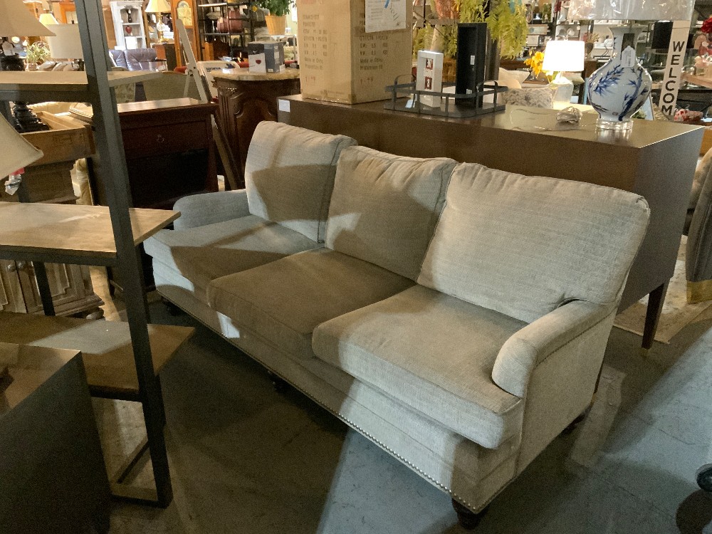 🛍️✨ ALL the deals are happening! ✨🛍️ 🛏️ 25% OFF beds