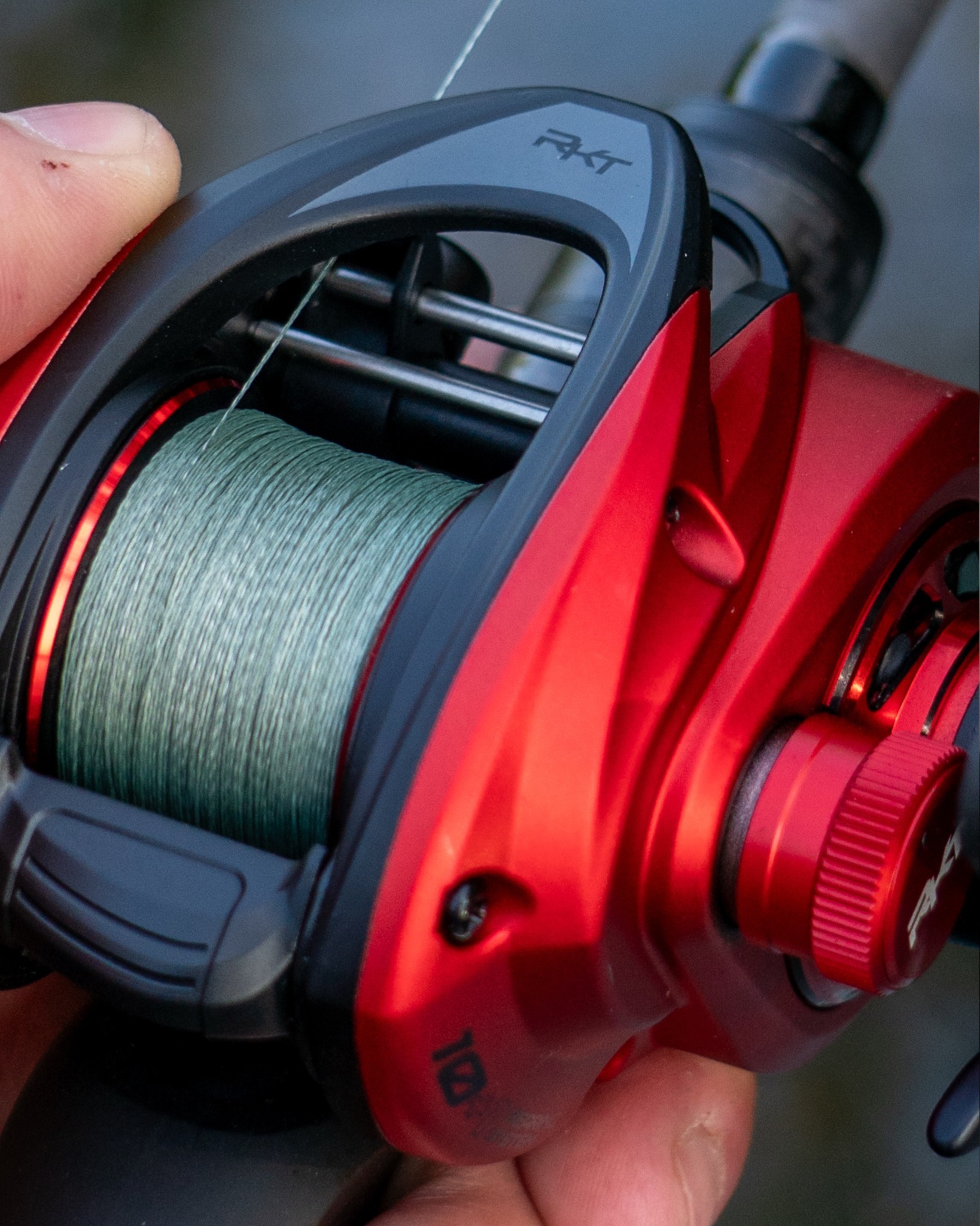 abu evo hyper speed baitcasting reels for saltwater use Garcia Revo X Low Profile Reel If youre chasing saltwater species Lew's HyperSpeed LFS Baitcast Reel