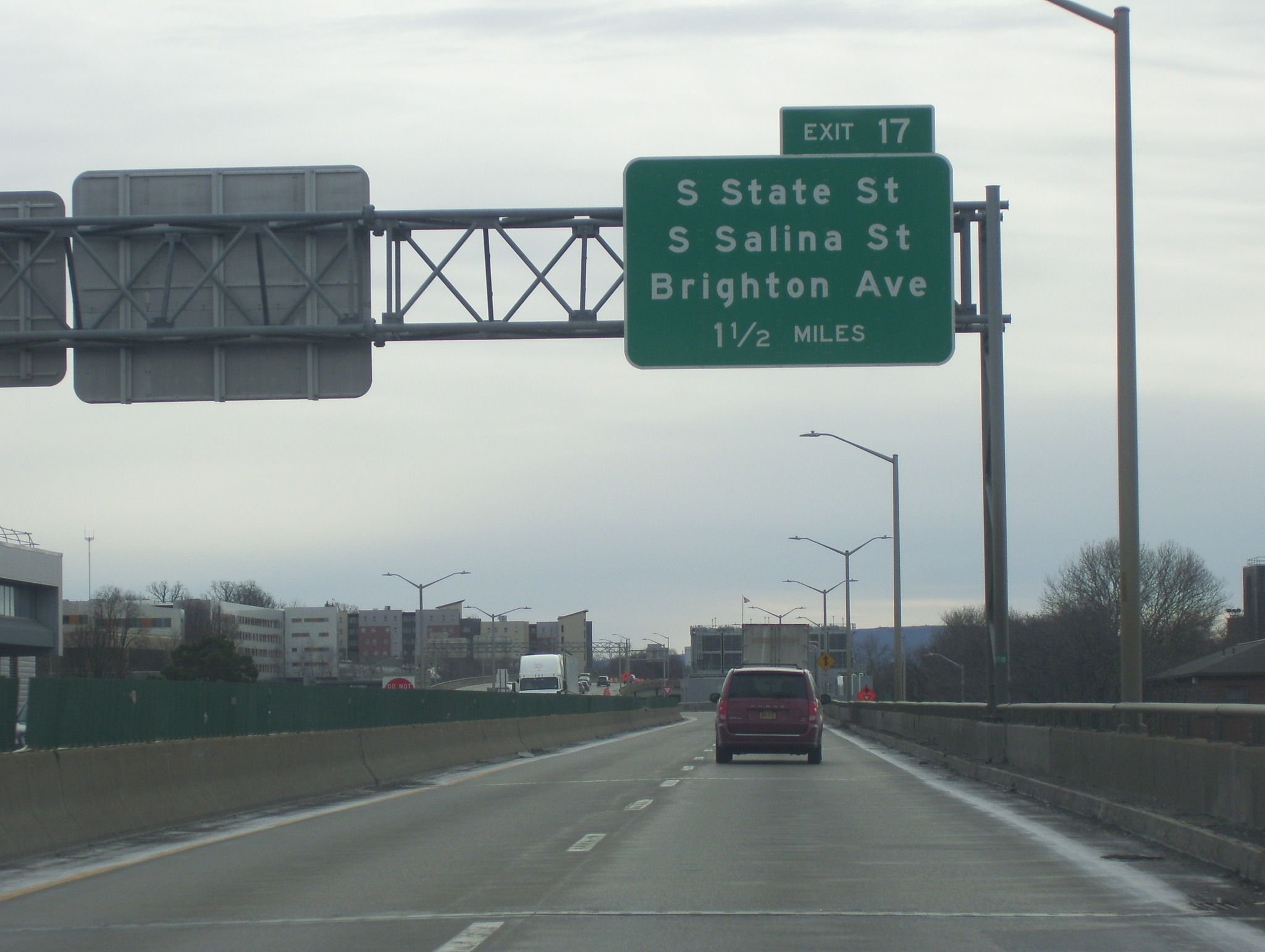 New - New signage for exit 124 on NY 17; NY 17M has been re-routed here ...