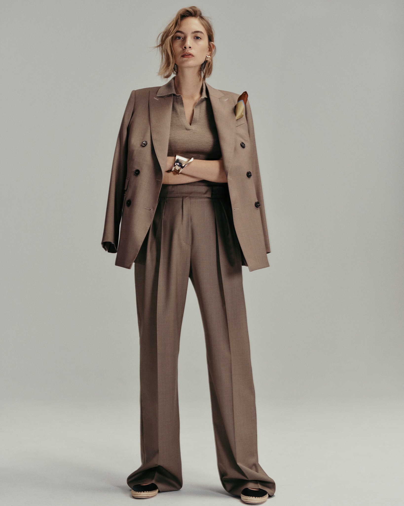 マックスマーラ サルトリアーレを象徴する、キャンバス仕立ての