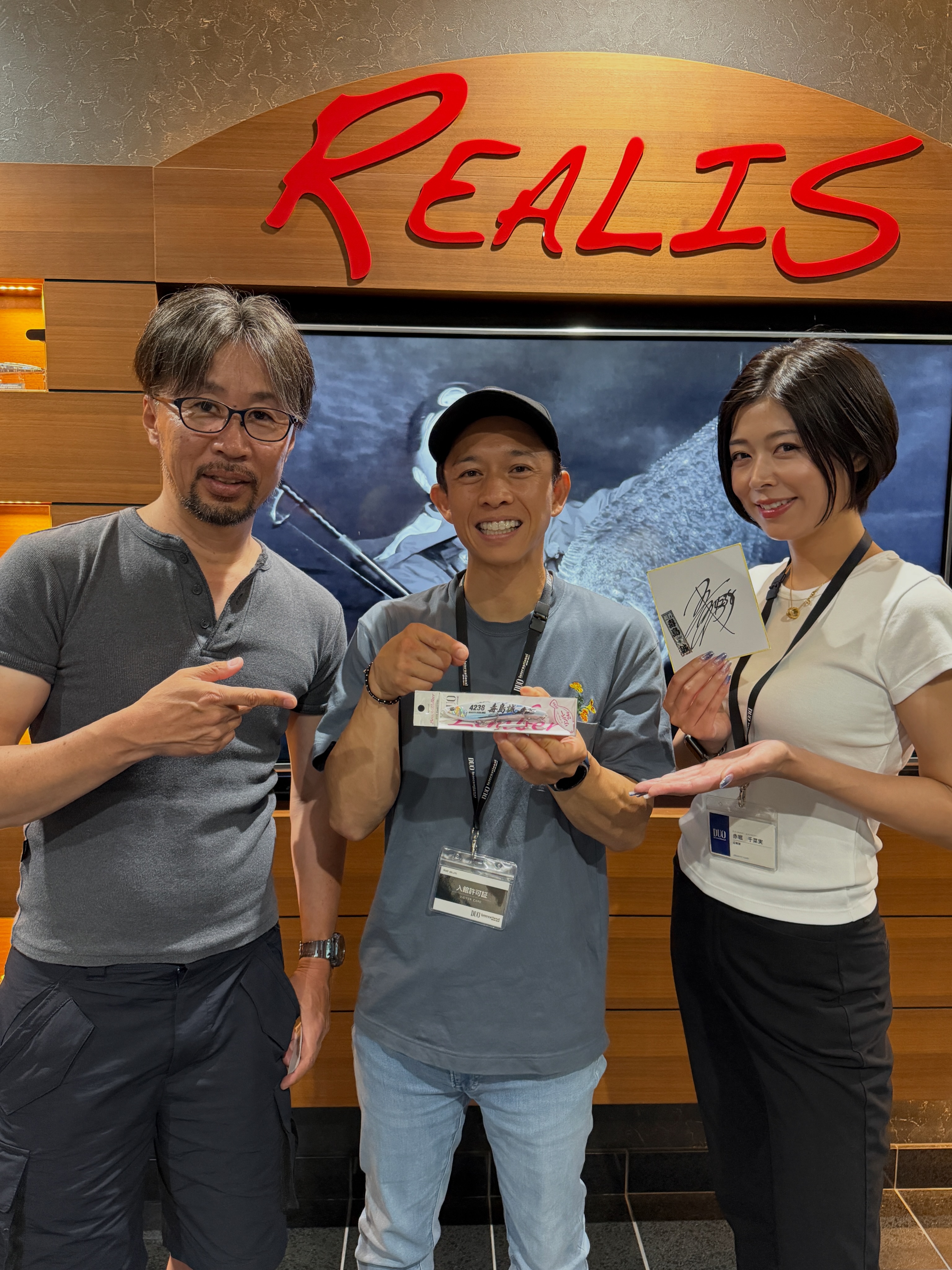 このたび、 ボートレーサー毒島誠選手、 オートレーサー佐藤貴也がDUO
